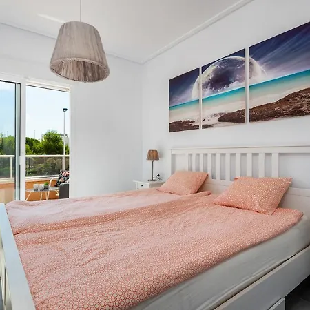 Апартаменти Fint Hus Newly Built House In Punta Prima/torrevieja Торрев'єха