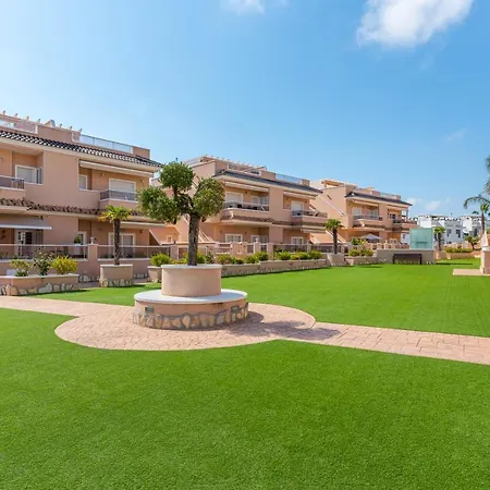 Fint Hus Newly Built House In Punta Prima/torrevieja Торрев'єха
